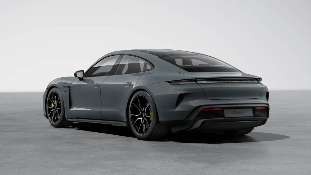 2026 Porsche Taycan Turbo S photo 3