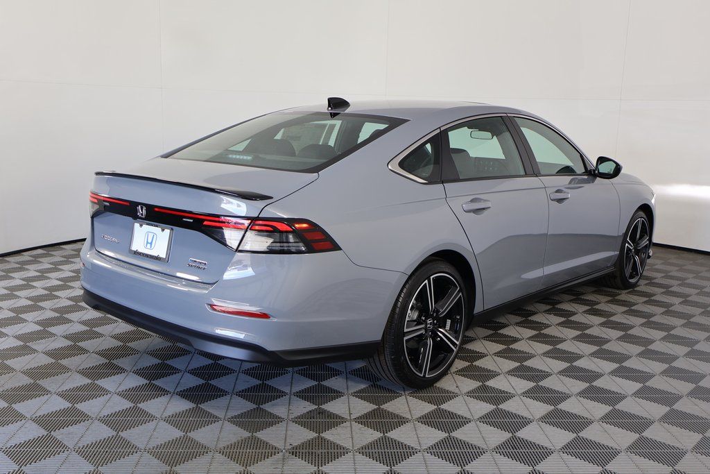 2025 Honda Accord Hybrid Sport photo 2