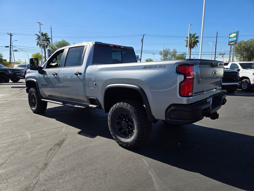 2026 Chevrolet Silverado 2500HD ZR2 photo 3