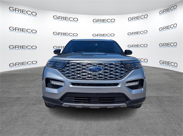 2020 Ford Explorer Platinum photo 3
