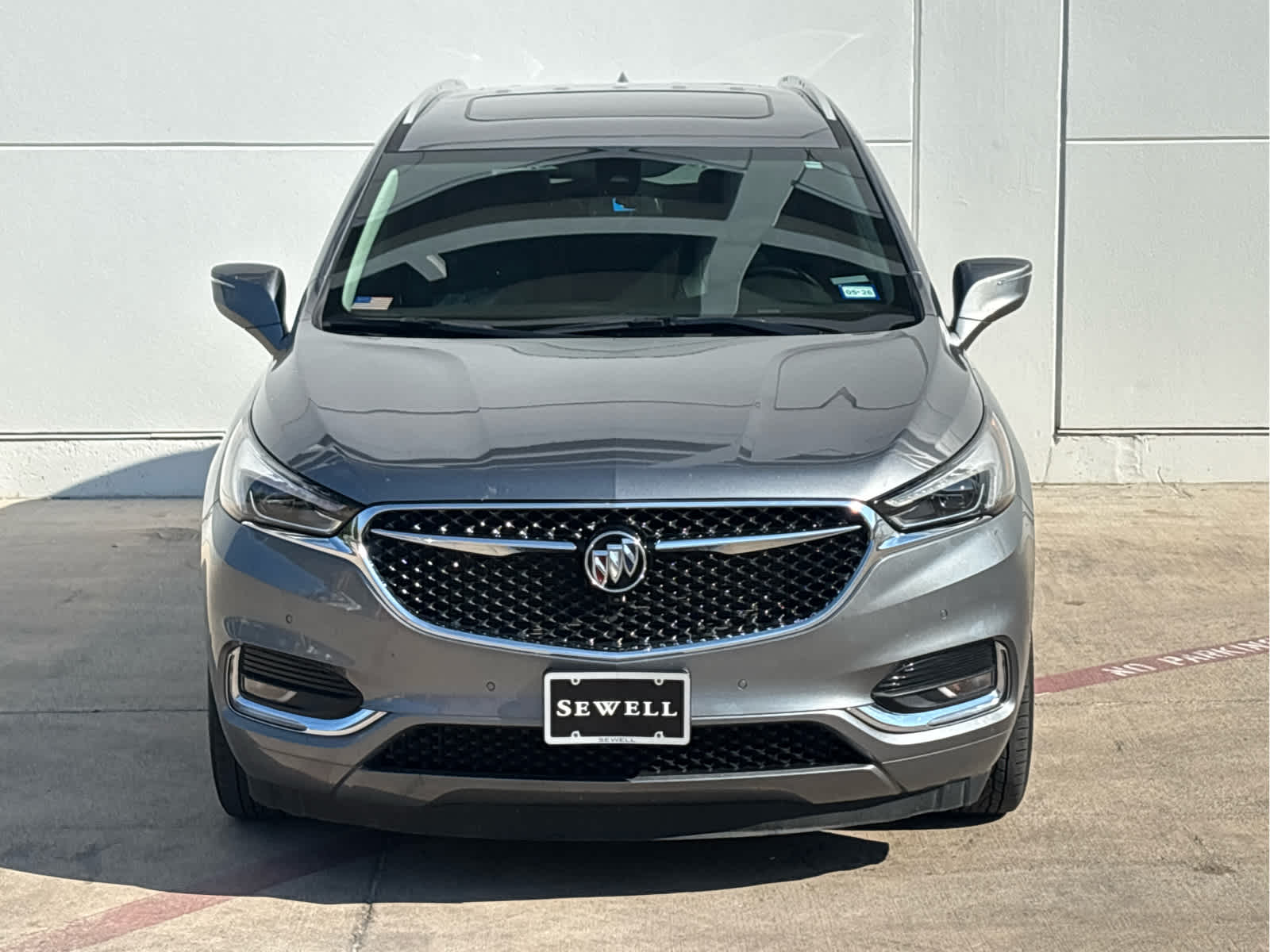 2021 Buick Enclave Avenir photo 2