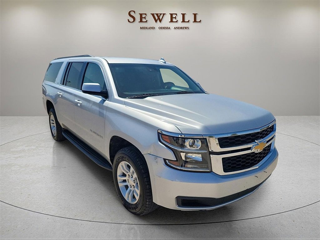 2019 Chevrolet Suburban LT photo 6
