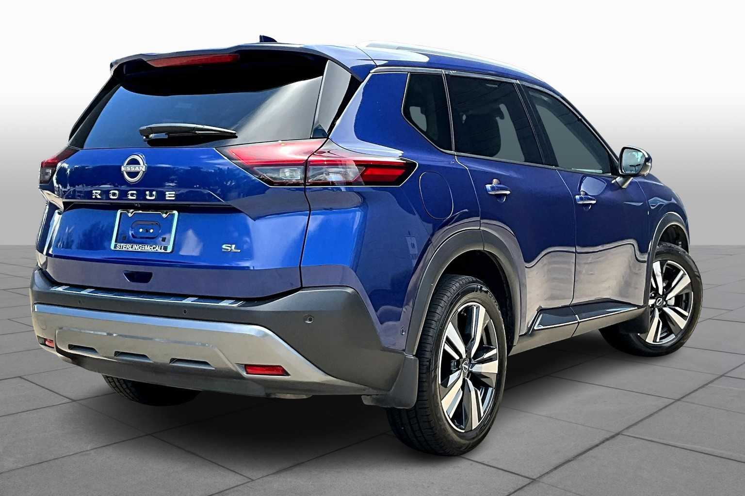 2022 Nissan Rogue SL photo 11