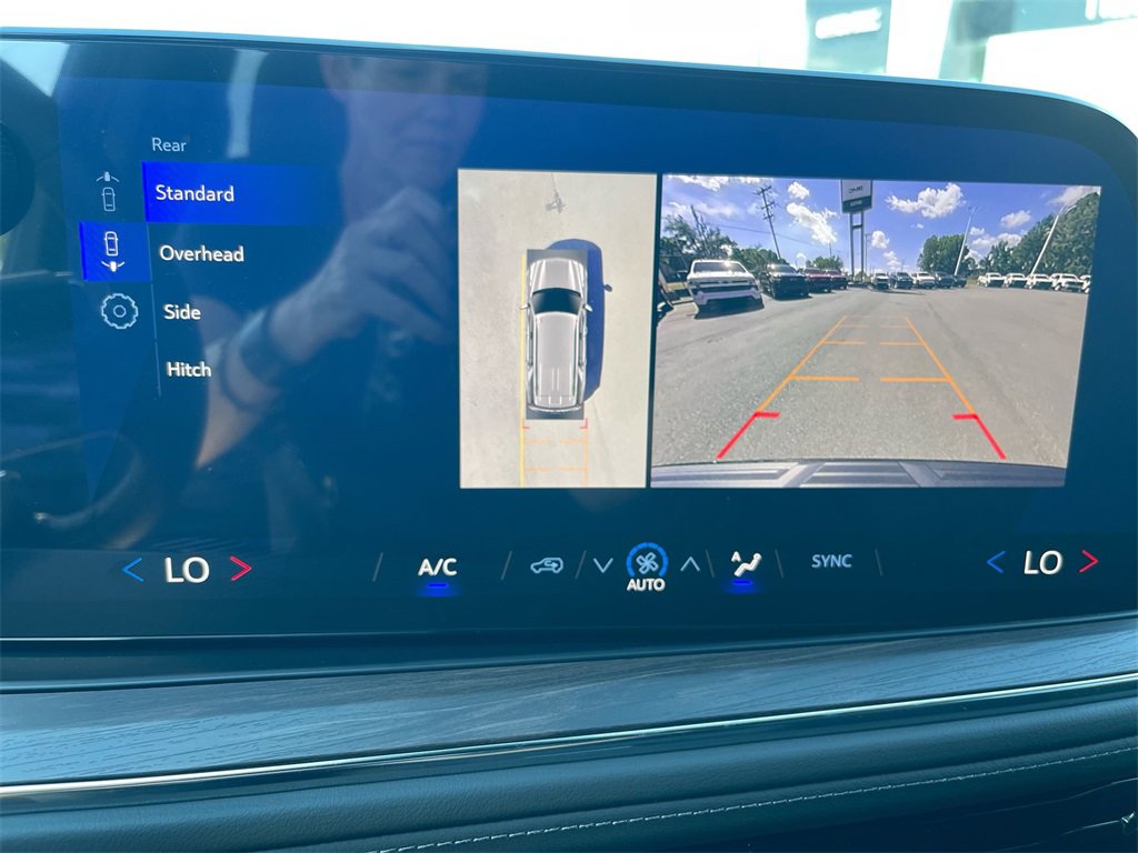 2025 Chevrolet Tahoe LS photo 20