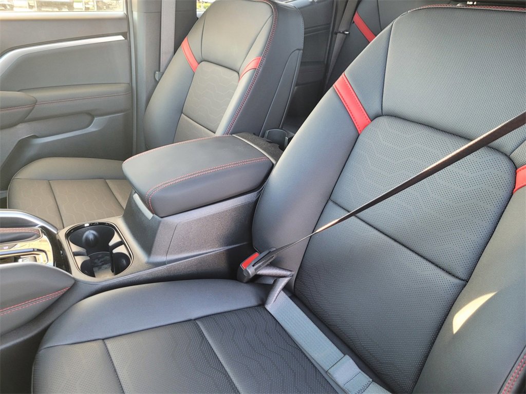 2026 Chevrolet Colorado Z71 photo 11