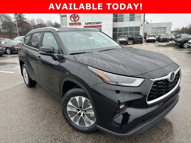 New 2024 Toyota Highlander XLE For Sale in Boston, MA | Expressway Toyota