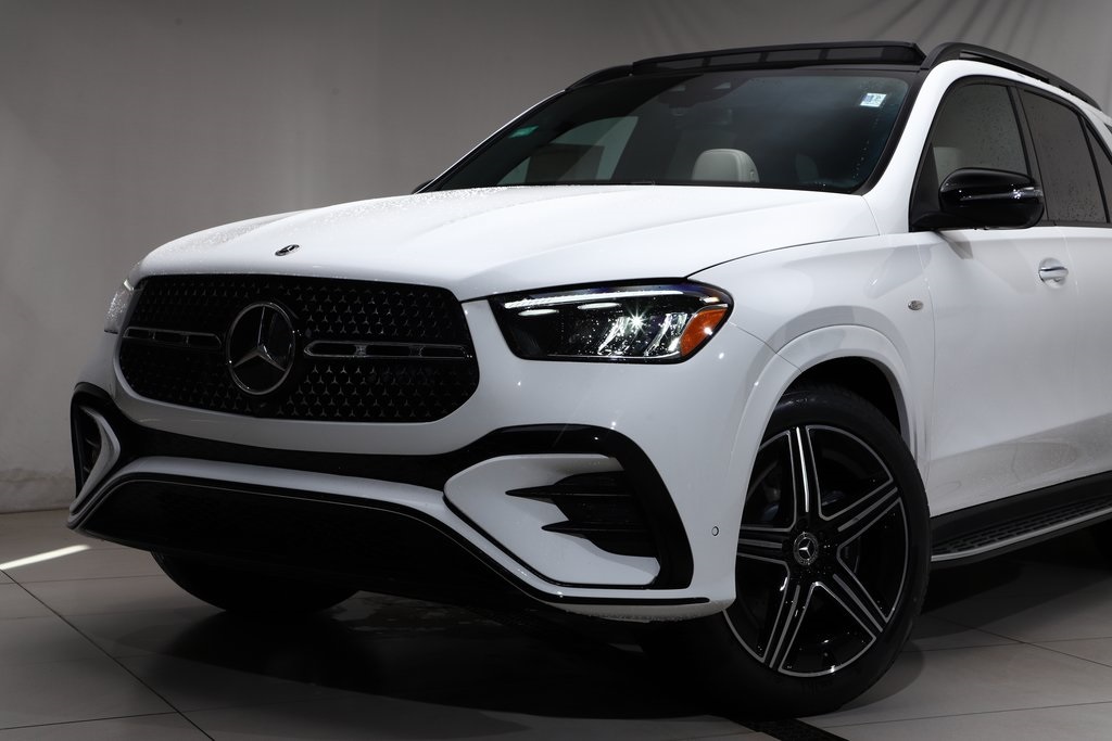 2025 Mercedes Benz GLE 450 4MATIC photo 2