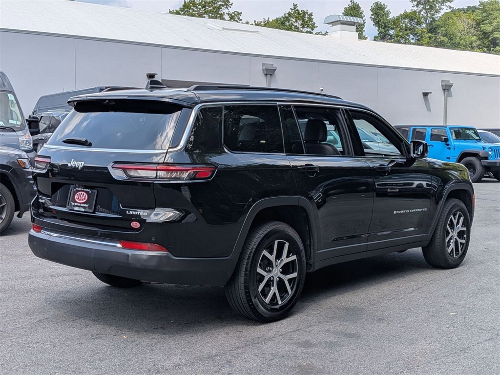 2024 Jeep Grand Cherokee Limited photo 2