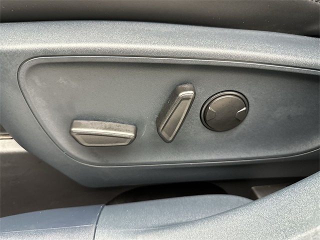 2024 Ford Maverick Lariat photo 4