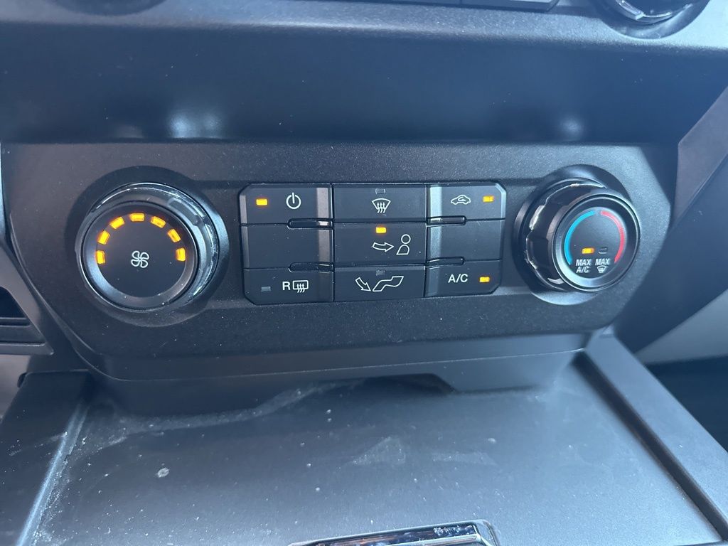 2019 Ford F-150 XLT photo 26