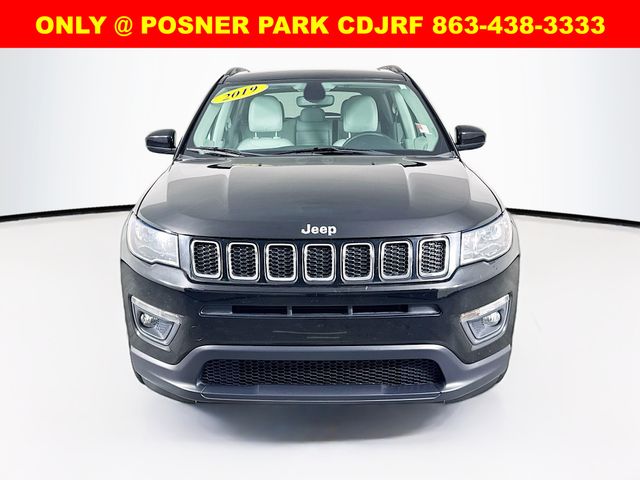 2019 Jeep Compass Latitude photo 2