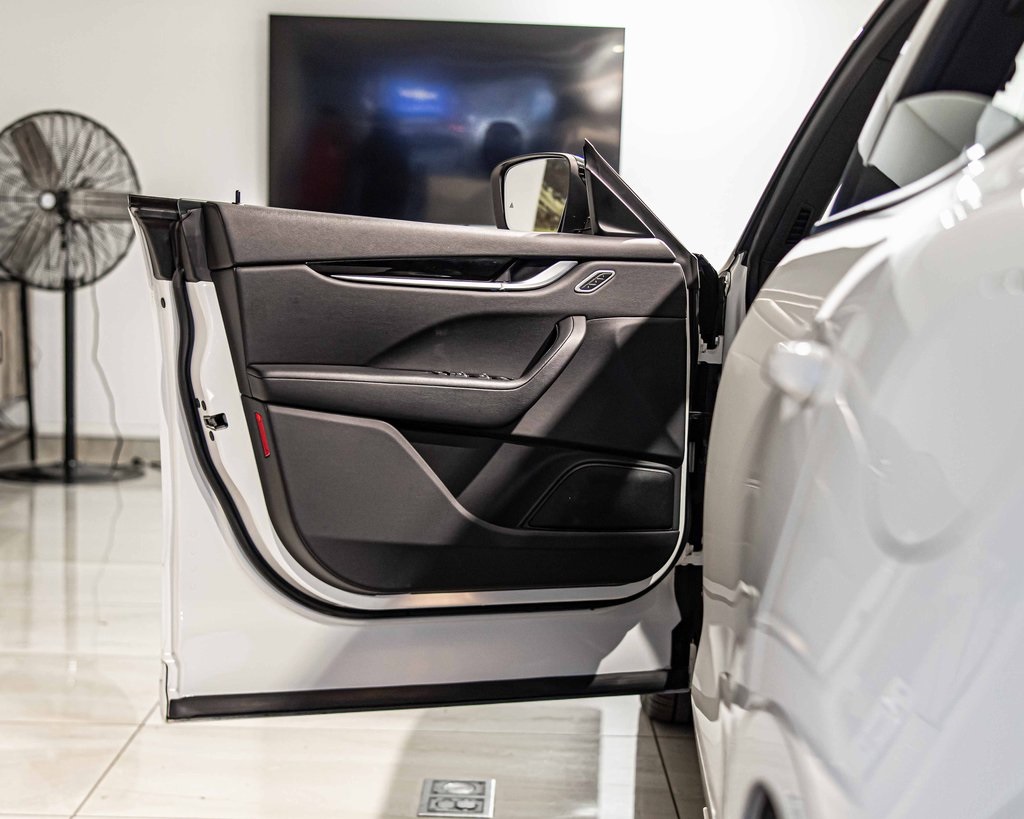 2021 MASERATI LEVANTE - Image 28