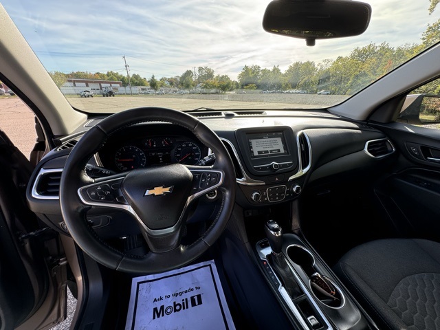2018 Chevrolet Equinox LT photo 17