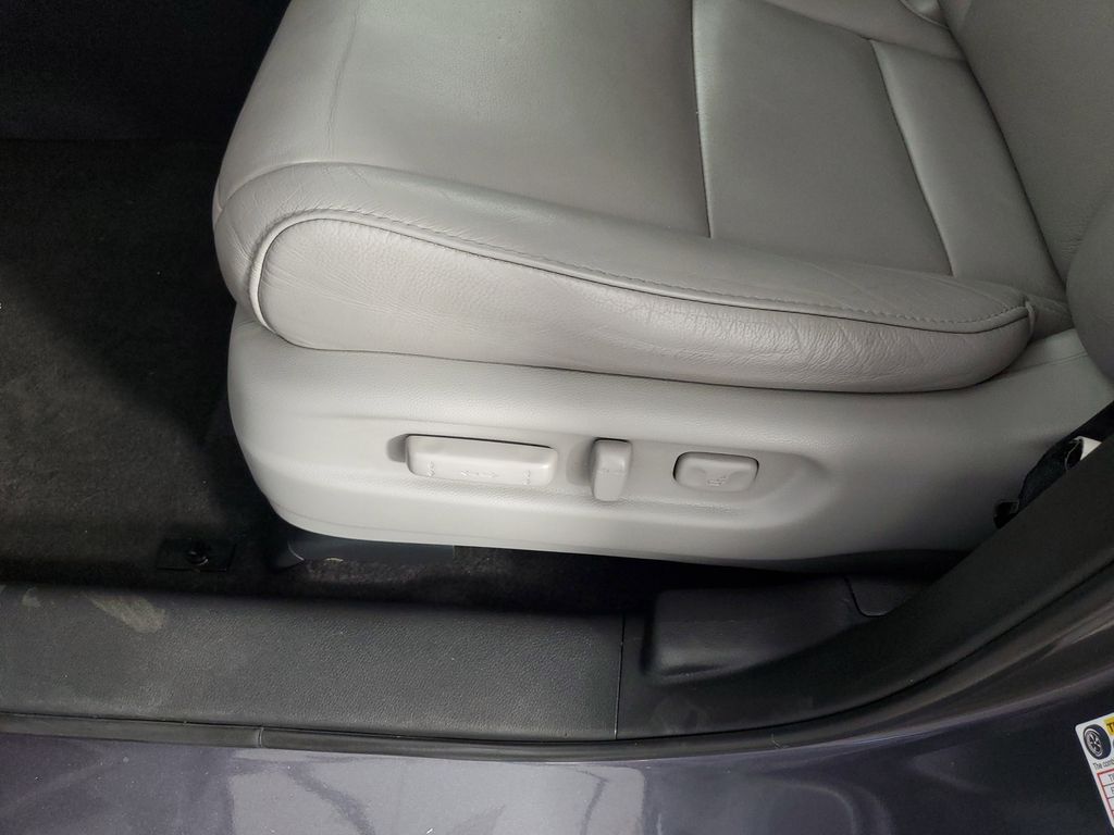 Used 2019 Gray Honda Touring image 31