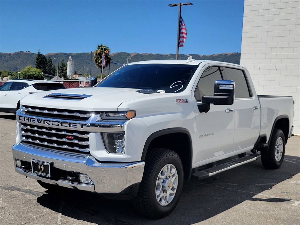 2022 Chevrolet Silverado 2500HD LTZ photo 3