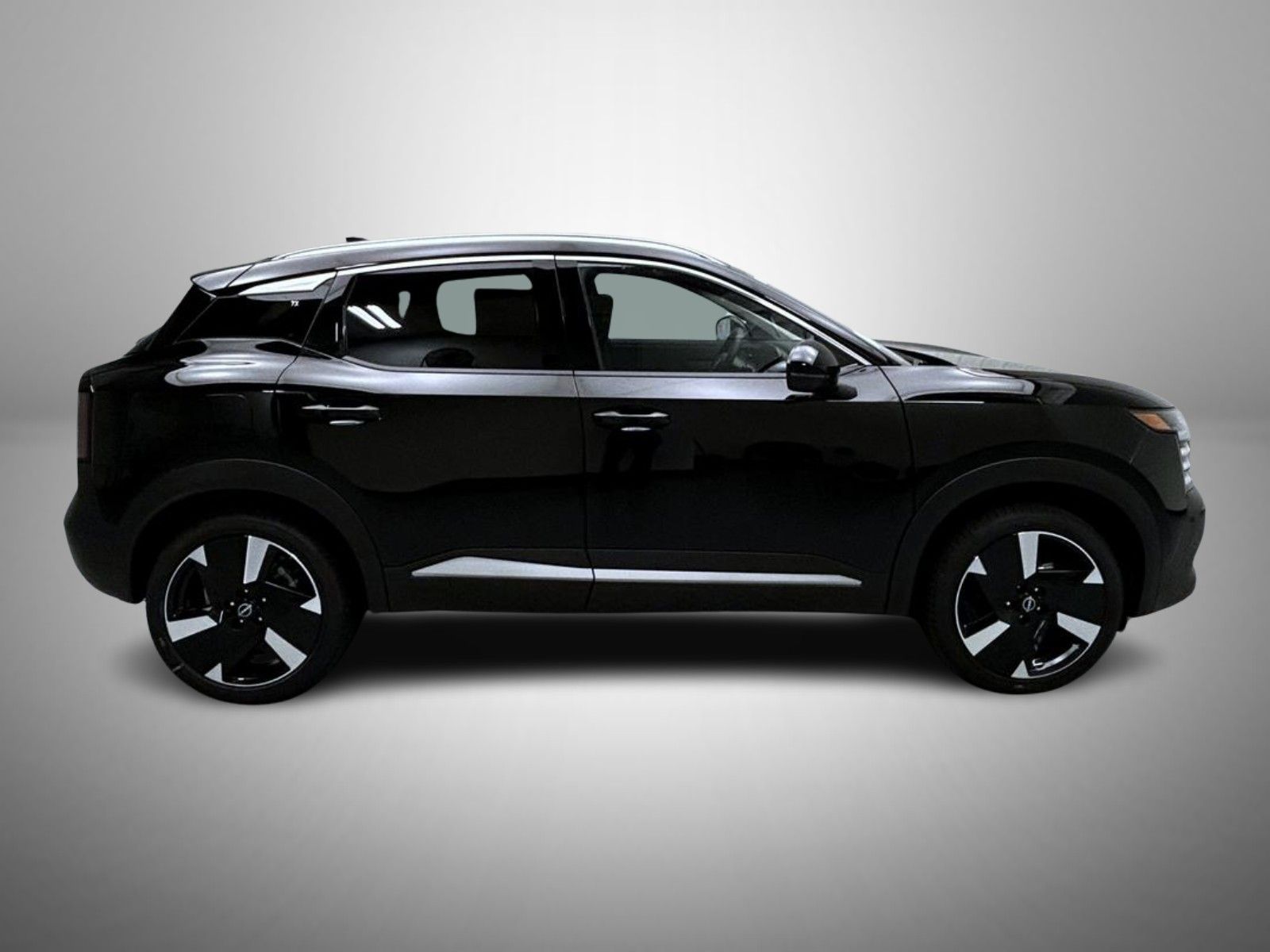 2025 Nissan Kicks SR photo 4