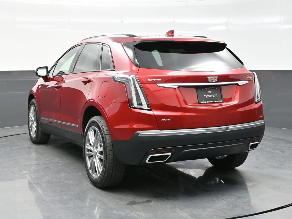 2025 Cadillac XT5 Sport photo 4