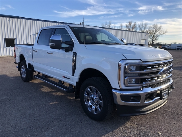2025 Ford F-250 Lariat photo 3