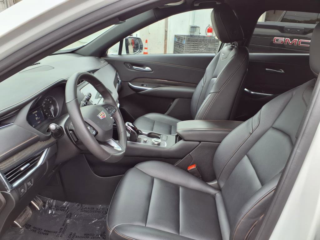 2023 Cadillac XT4 Sport photo 16
