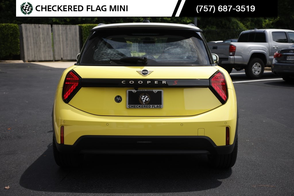 2025 Mini Cooper Hardtop S photo 11