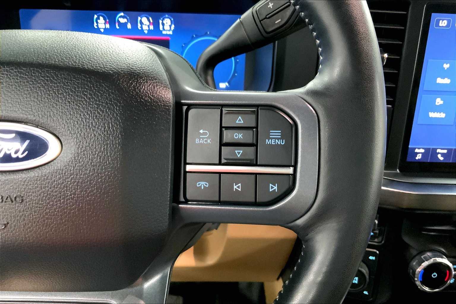 2024 Ford F-350 Lariat photo 22