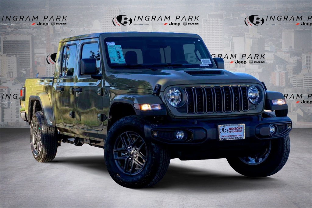 2026 Jeep Gladiator Sport S's photo