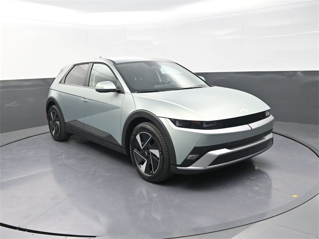 2026 Hyundai Ioniq 5 SEL photo 2