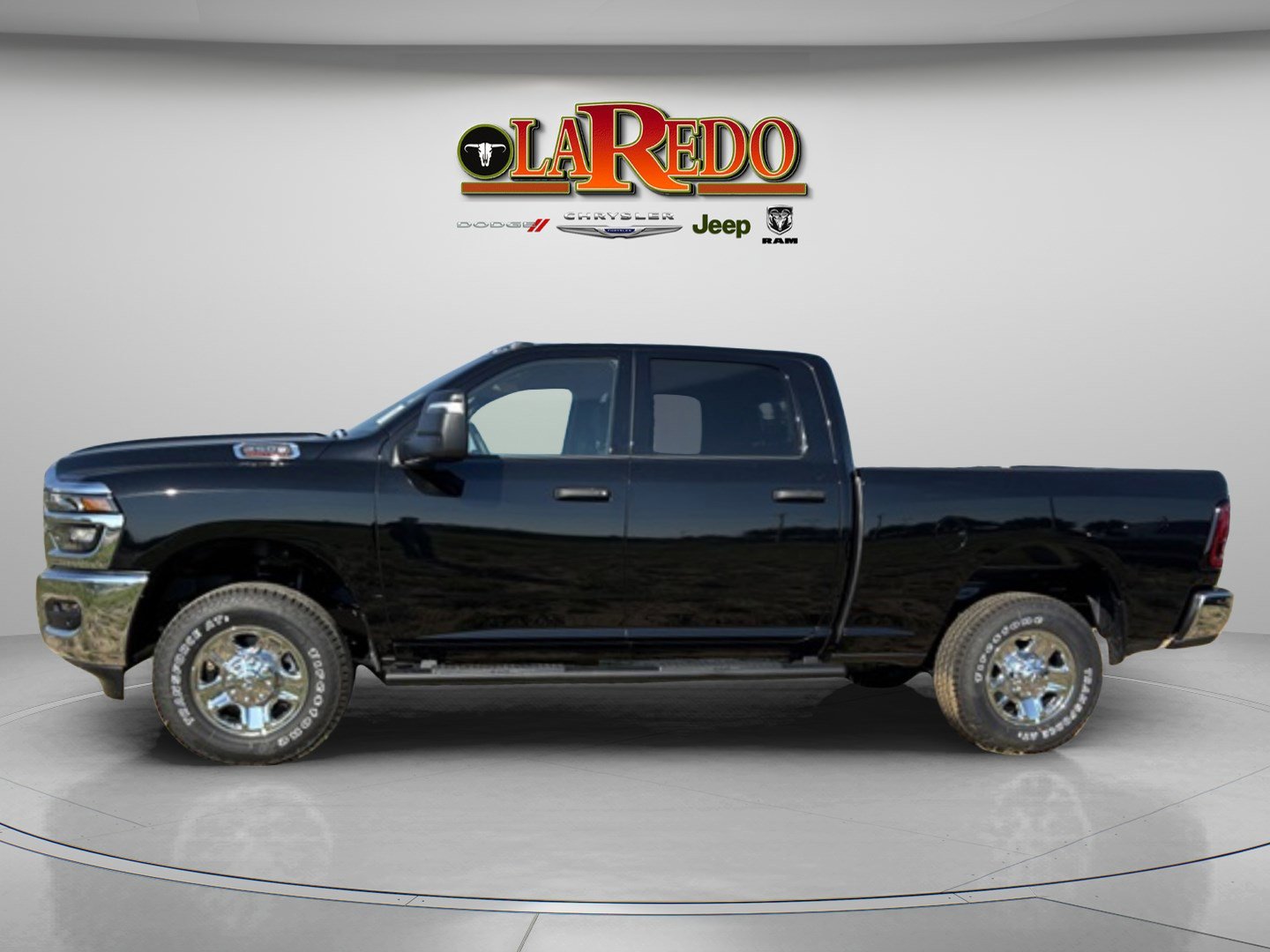 2026 Ram 2500 Tradesman photo 3