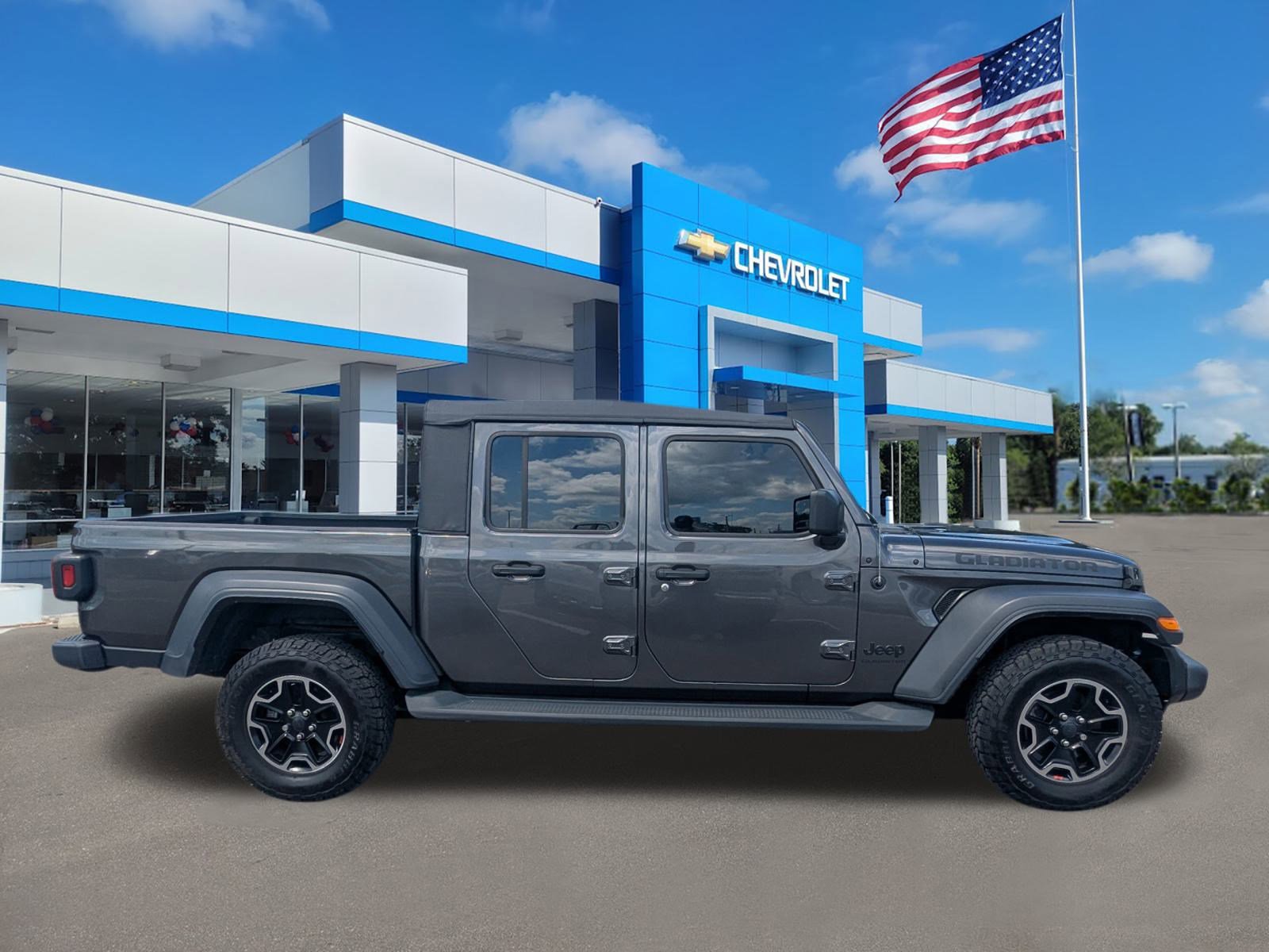 2021 Jeep Gladiator Sport photo 3