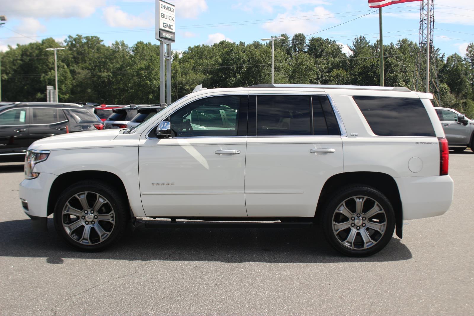 2015 Chevrolet Tahoe LTZ photo 4