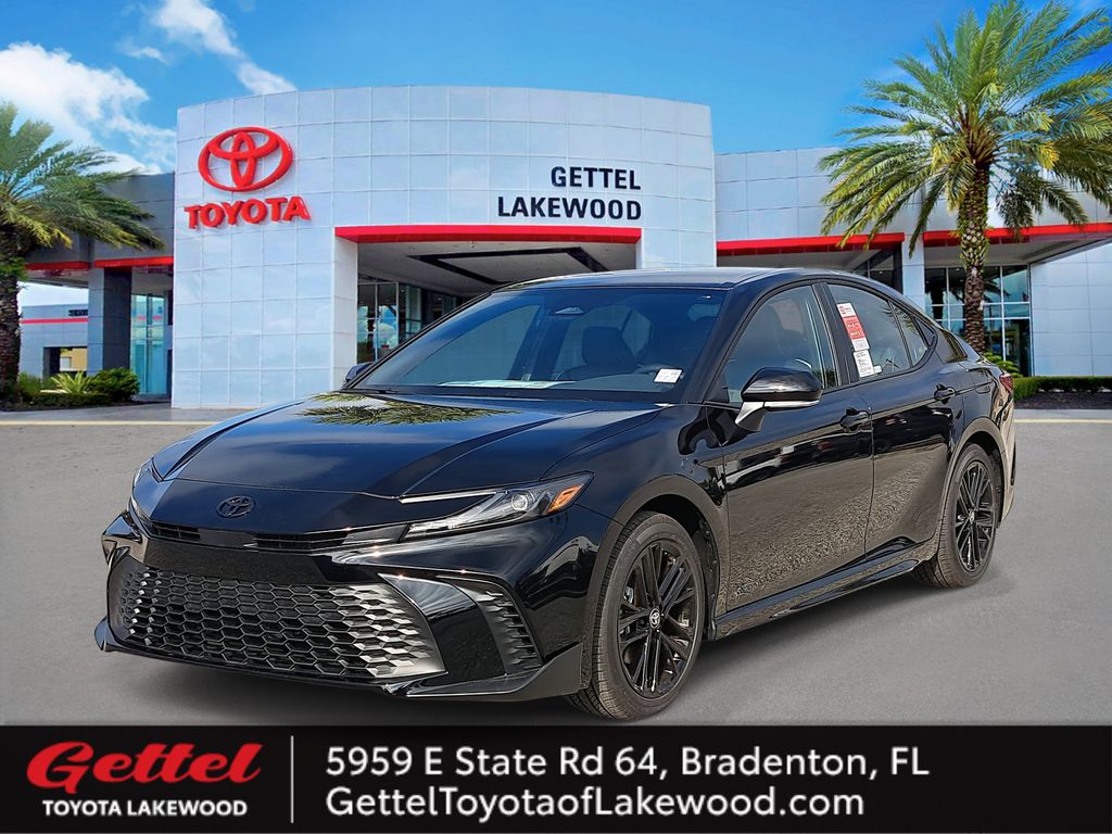 2026 Toyota Camry SE's photo