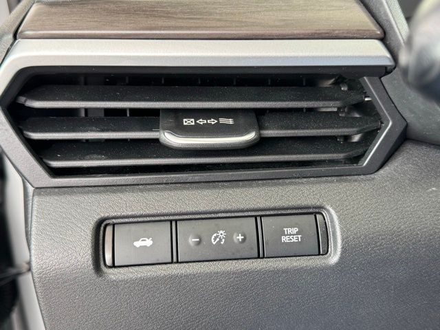 2024 Nissan Altima 2.5 SV photo 32