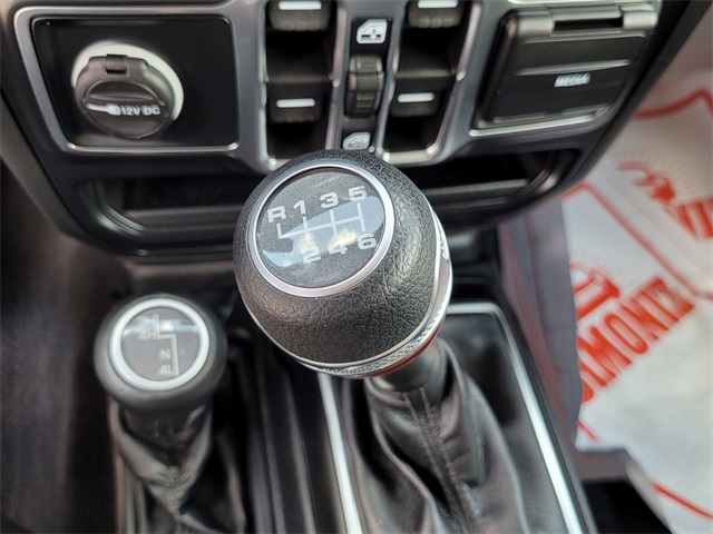 2021 Jeep Wrangler Unlimited Sahara Altitude photo 39