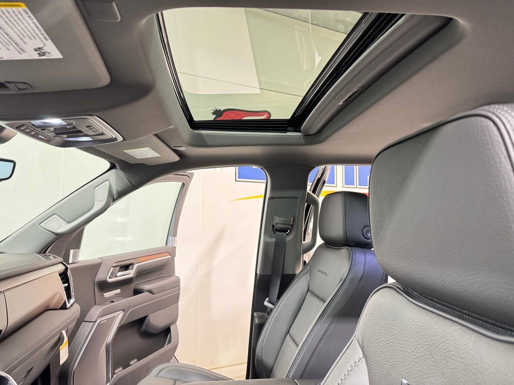 2026 Gmc Sierra 1500 Denali photo 8