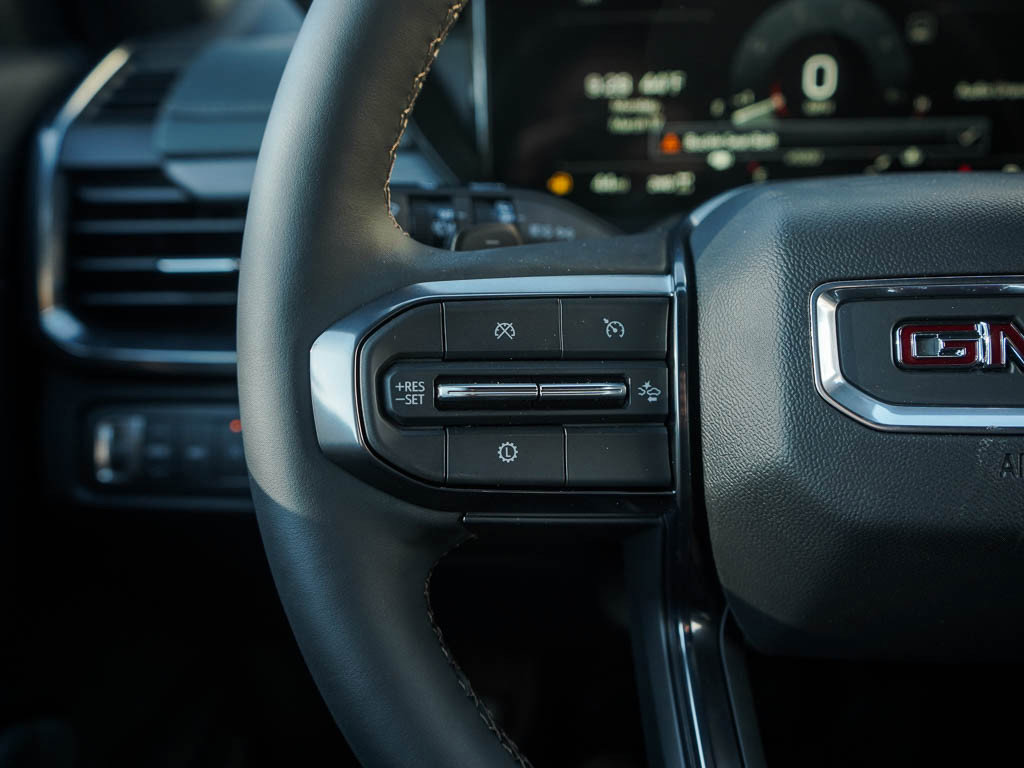 2025 Gmc Acadia AT4 photo 16