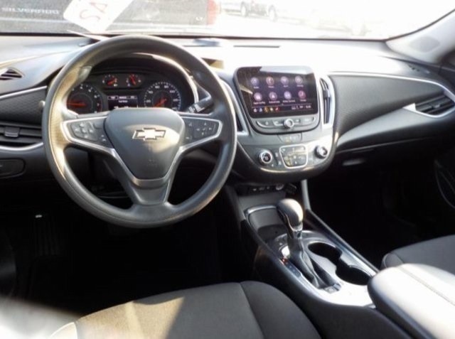 2023 Chevrolet Malibu 1LT photo 5