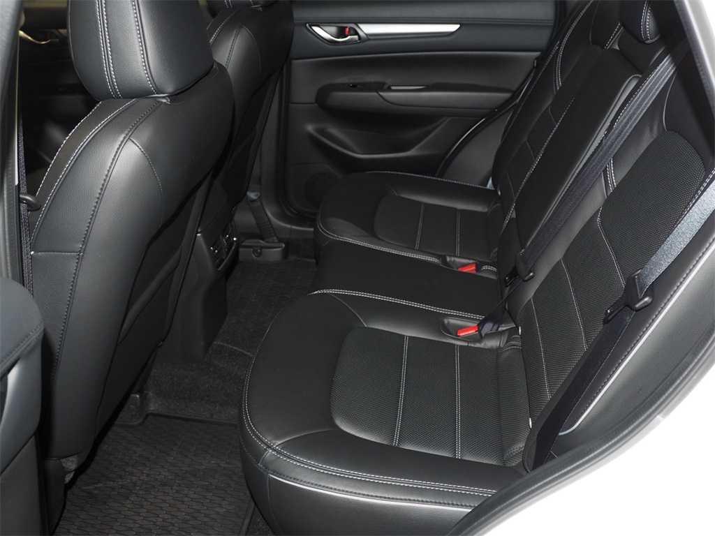 2025 Mazda CX-5 2.5 S Preferred photo 4