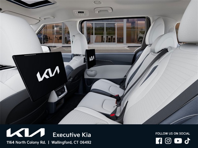 2025 Kia Carnival SX Prestige photo 18