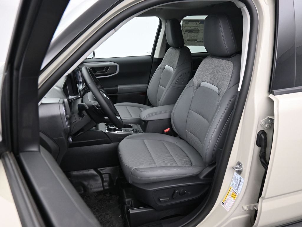 2025 Ford Bronco Sport Badlands photo 9