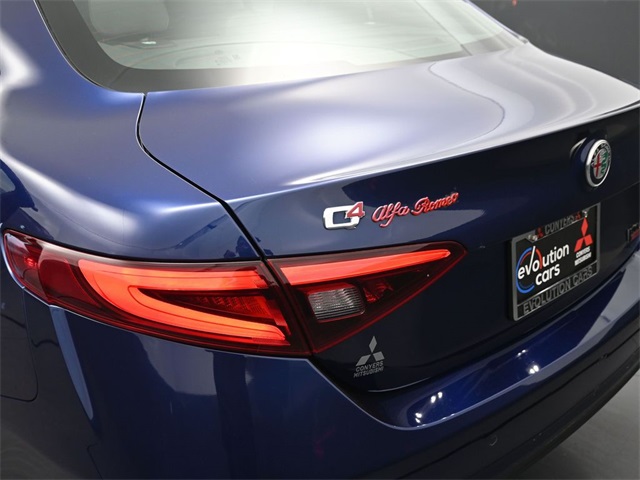 2021 Alfa Romeo Giulia Ti photo 14