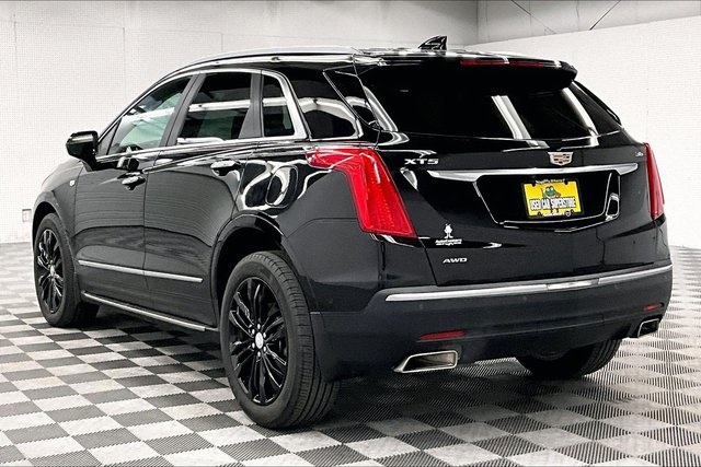 Used 2017 Cadillac XT5 Premium Luxury with VIN 1GYKNERS7HZ202704 for sale in Herculaneum, MO