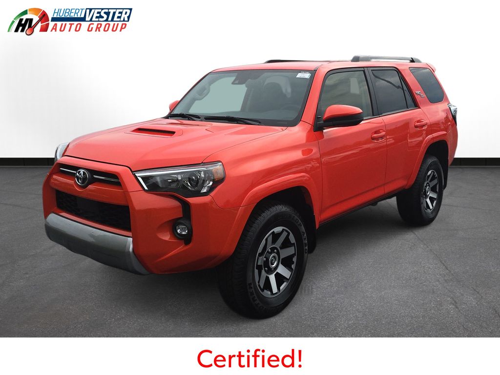 2024 Toyota 4Runner TRD Off-Road photo 2