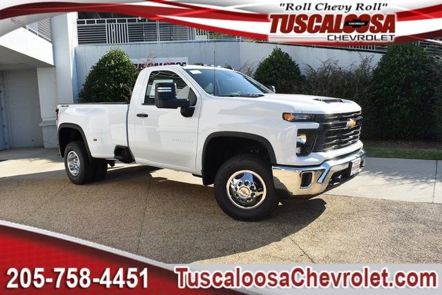 2025 Chevrolet Silverado 3500HD Work Truck's photo