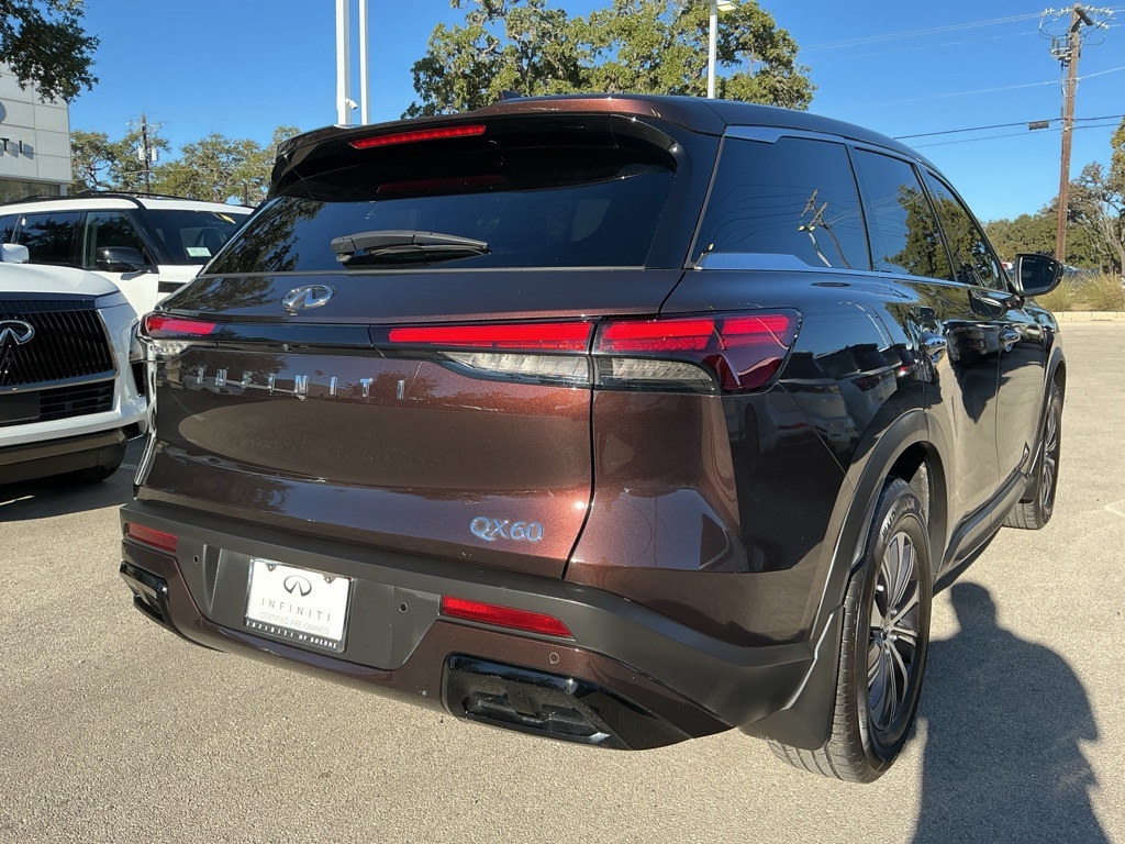 2022 Infiniti QX60 Pure photo 3