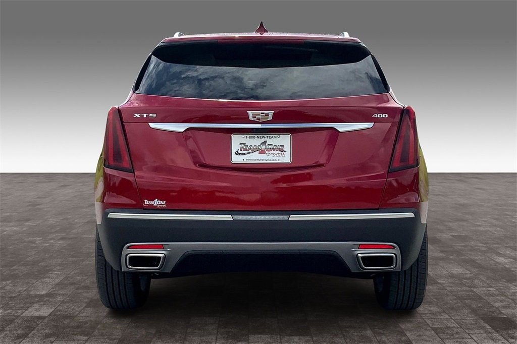 2025 Cadillac XT5 Premium Luxury photo 3