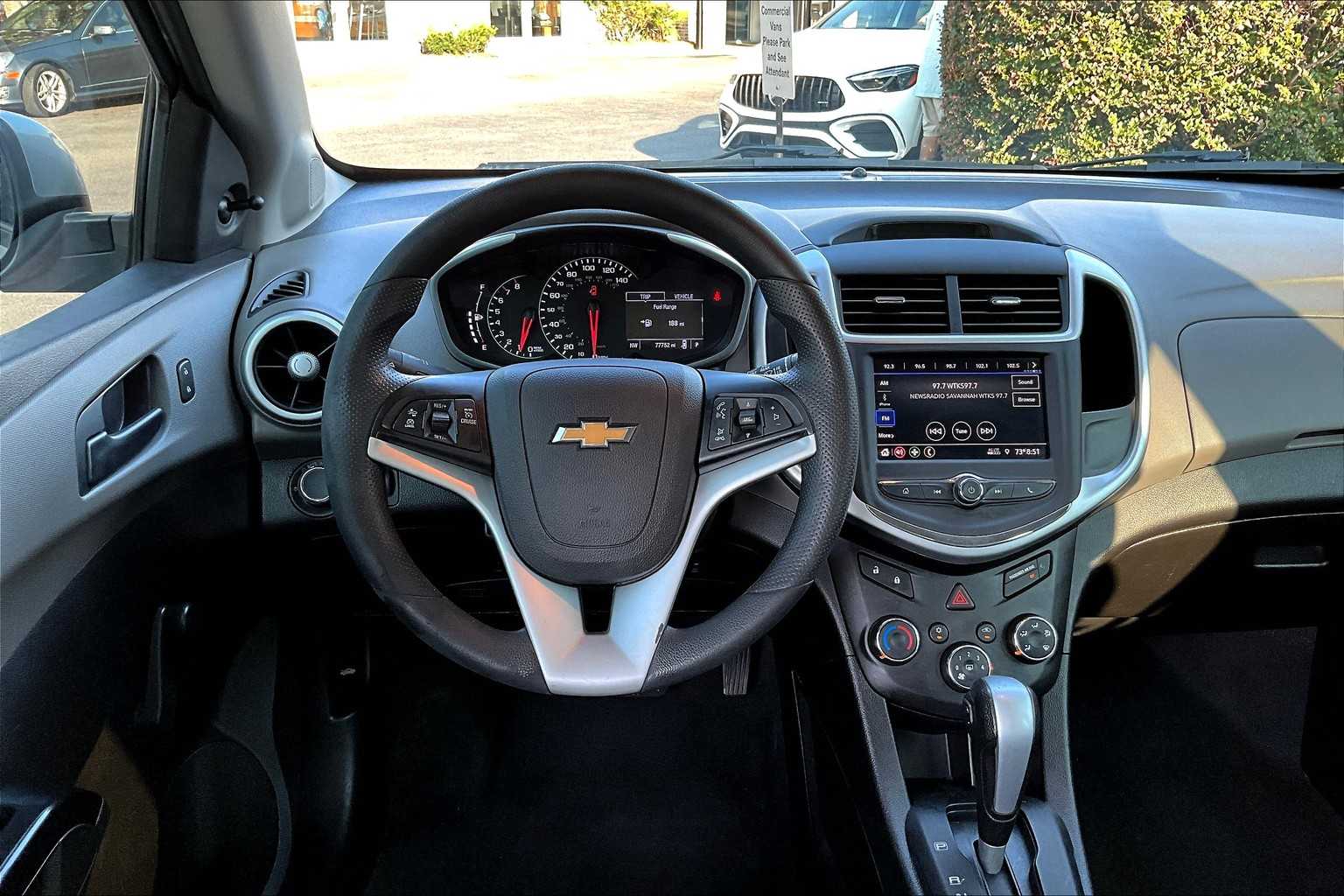 2020 Chevrolet Sonic LT photo 5