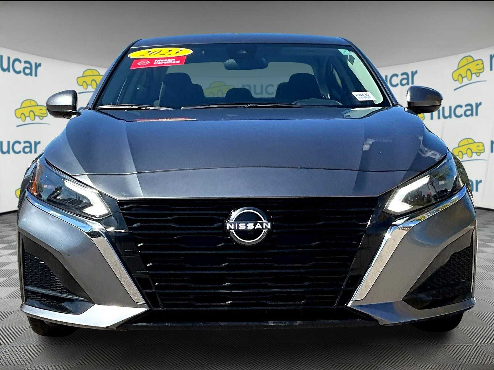2023 Nissan Altima 2.5 SV photo 2