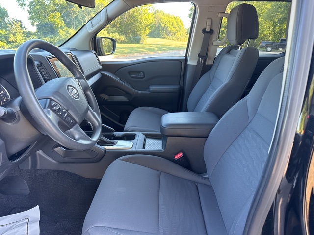 2022 Nissan Frontier S photo 14