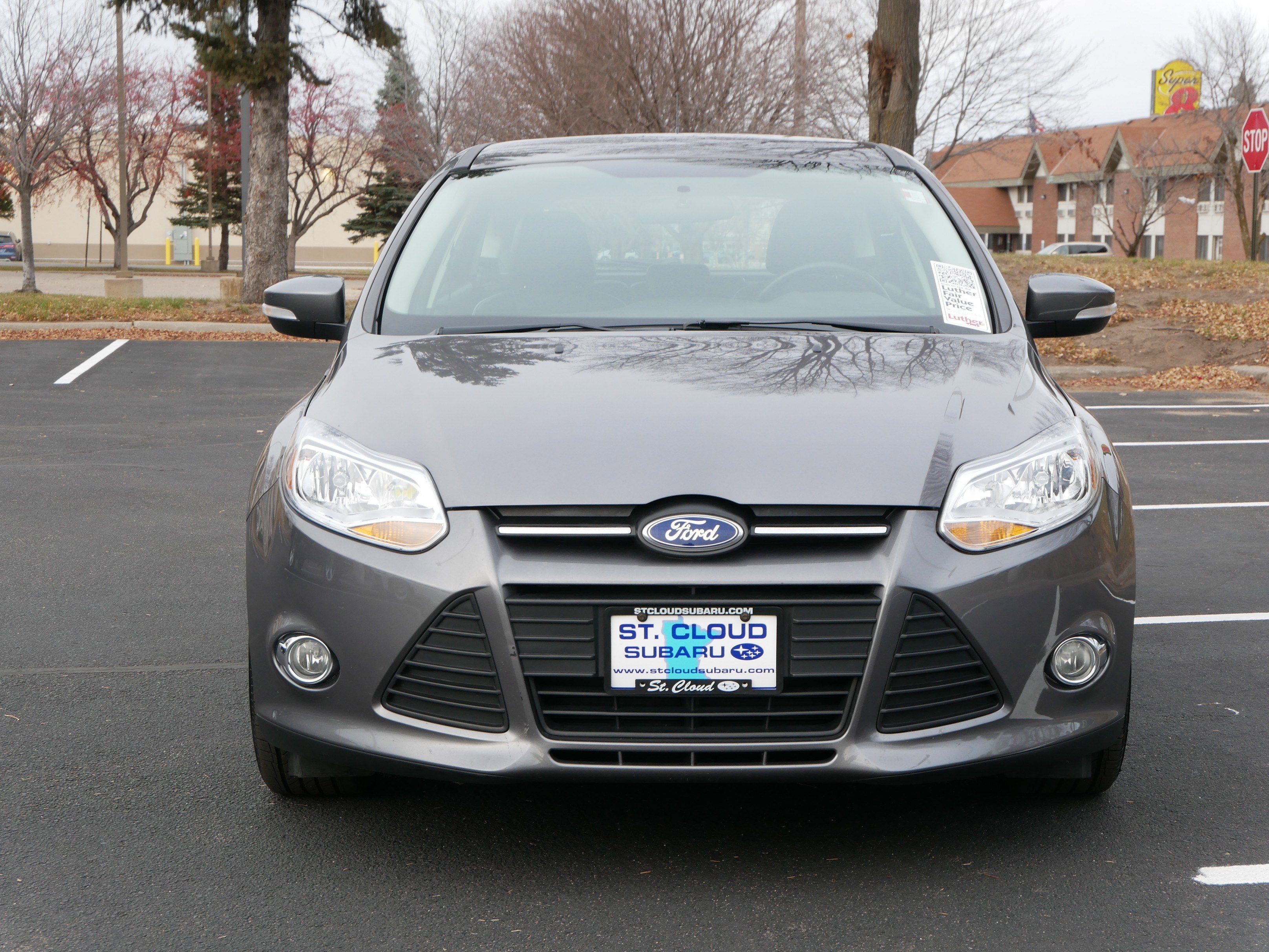 Used 2014 Ford Focus SE with VIN 1FADP3K2XEL420714 for sale in Saint Cloud, Minnesota