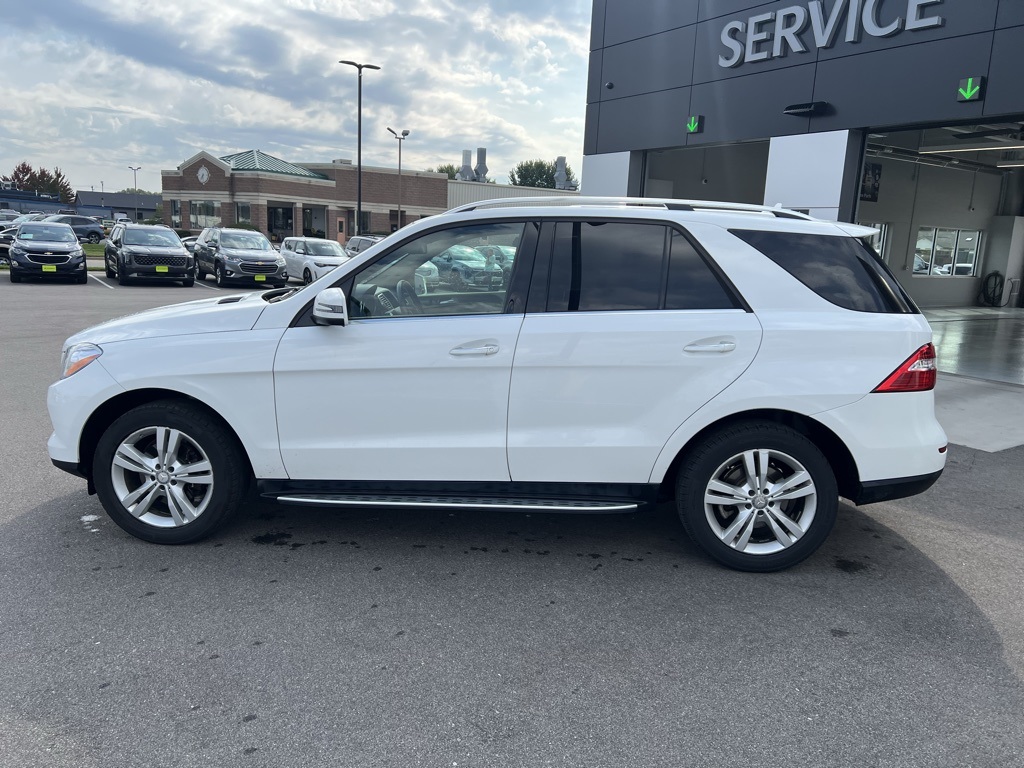 2015 Mercedes Benz ML 350 4MATIC photo 7